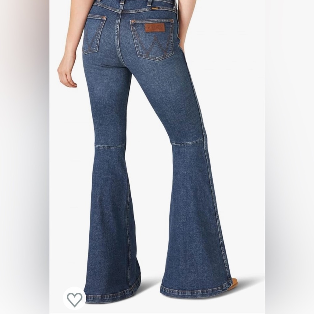 Wrangler Retro high rise flare/trumpet